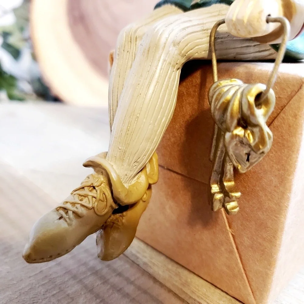 The Keeper‎ Of The Entry Mantle Desk or Shelf Figurine Shenandoah  NIB
